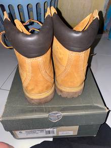 nak jual boot TIMBERLAND original