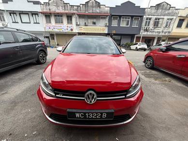 Volkswagen Golf R in Bandar Kinrara, SGR