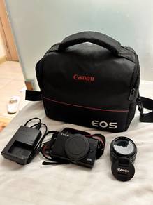 Eos M200 Canon with accessories