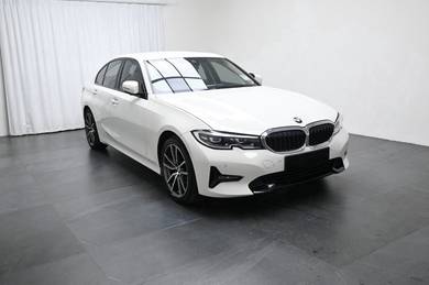 2021 BMW 320i 20i SPORT