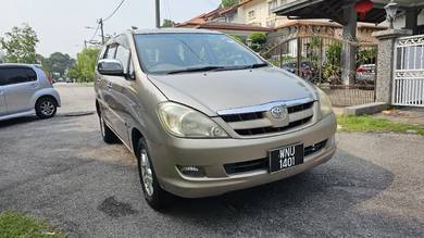 Toyota Innova G in Bandar Sungai Long, SGR