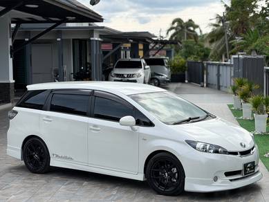 Toyota Wish S in Kota Bharu, KTN