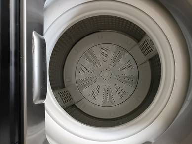 mesin basuh jenama  haier 10kg 
