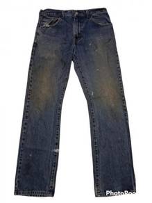 Levis