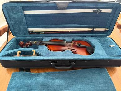 Eurostring M100 1/4 Size Violin with Case ( M-100