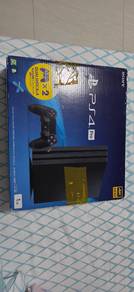 Play Station 4 Plus