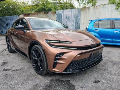 Toyota Crown SPORT Z in Chan Sow Lin, KUL