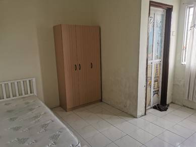 Apartment For Sale in Putra Ria Apartment (Seri Kembangan)
