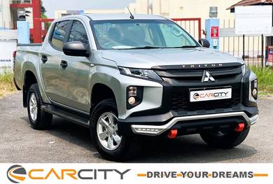 Mitsubishi Triton PREMIUM in Bangi, SGR