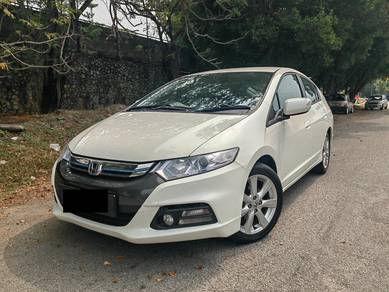 Honda Insight (HYBRID) in Seri Kembangan, SGR