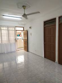 Flat For Sale in Desa Lembah Permai