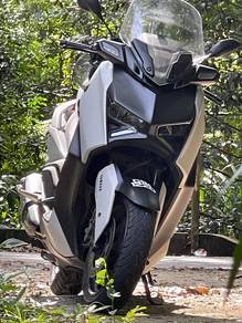 Yamaha XMAX