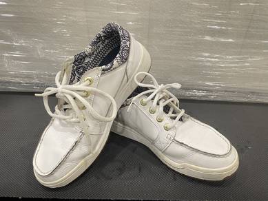Timberland UK 7 UK 8 white man shoe