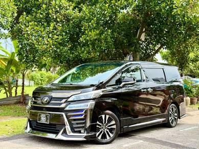 Toyota Vellfire in Kepong, KUL