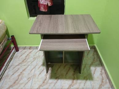 Dekstop Computer Desk