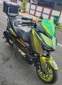 Yamaha XMAX