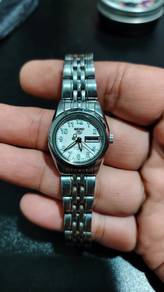 seiko 5 vintage automatic 