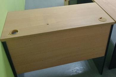 Meja Urgent Clearance Sales