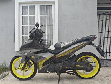 Yamaha Y15ZR
