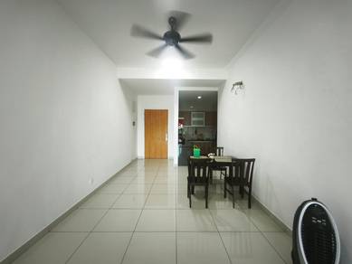 Condominium For Rent in Setia Tri-angle