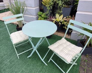 designer outdoor or indoor set