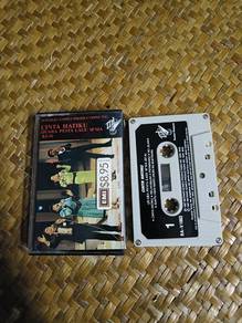 Kaset Cinta Hatiku
Juara Pesta Lagu M'sia Ke - 6