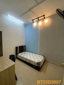 Room in Bandar Bukit Tinggi, SGR