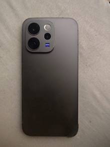 Vivo V70 5G Full Set (12GB/256GB)
99%- Like New
