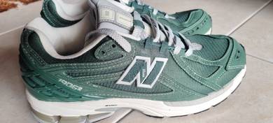 New Balance 1906R