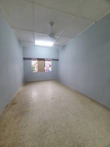Apartment For Sale in Taman Sri Sentosa