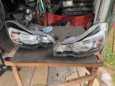 No 15-9-28 Subaru XV Smoked Hid Headlamp Jpn