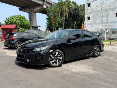 Honda Civic S i-VTEC in Bandar Puteri Puchong, SGR