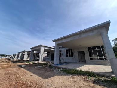 Semi-Detached House  in Bukit Beruang,MLK