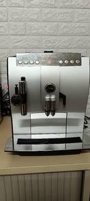 Jura Z7 coffee machine.