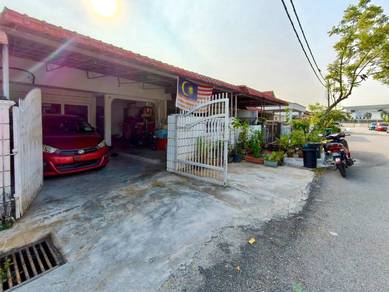 1-storey Terraced House For Sale in Seri Kembangan,SGR
