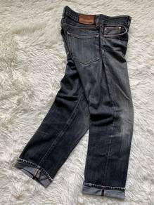 Uniqlo S002 Jeans Kepala Kain