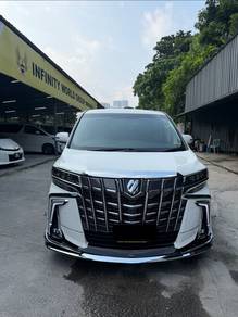 Toyota Alphard 240S TYPE GOLD in Salak Selatan, KUL