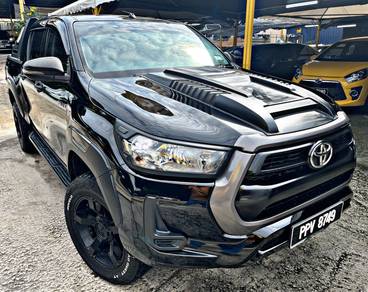 Toyota Hilux E in Desa Petaling, KUL