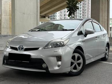 Toyota Prius LUXURY (HYBRID) in Cheras, KUL