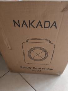 nakada beauty care fridge