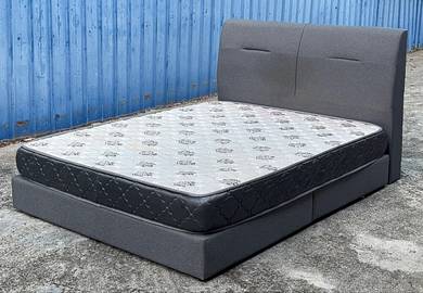 Divan Queen Size Bed+Foam Mattress 8”/Katil Tilam
