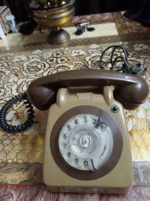 Telefon antik 