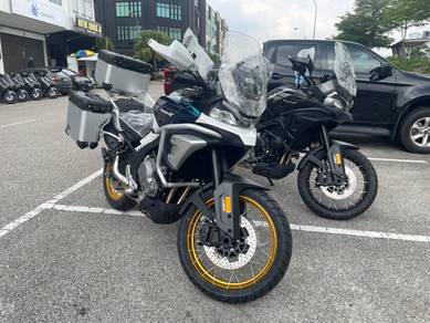 CFMOTO 700MT