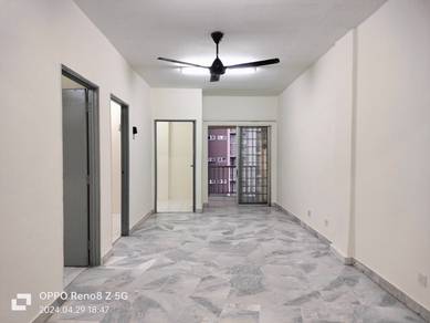 Flat For Sale in Teratai Mewah (Block 15,17,19,21)