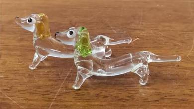 Vintage glass dachshund dog figurine 2