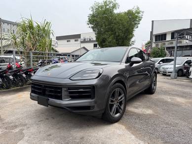 2024 Porsche Cayenne BASE