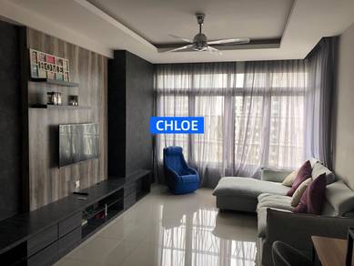Condominium For Rent in The Peak Residences