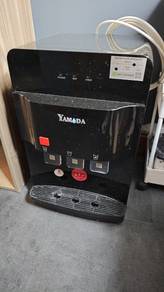 Yamada water dispenser