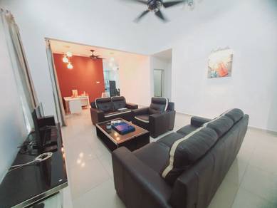 Bungalow House For Sale in Cheng,MLK