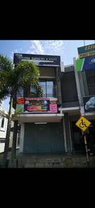 Shop lot For Sale in Sungai Buloh,SGR